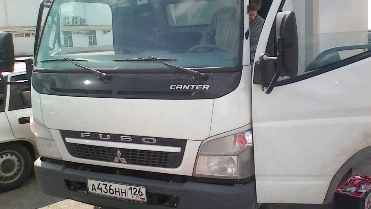 Установка  на Mitsubishi FUSO 2012